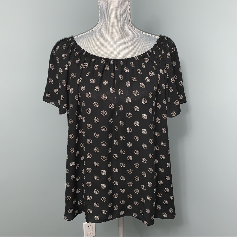 VINCE CAMUTO women’s print blouse size medium short sleeve office wear